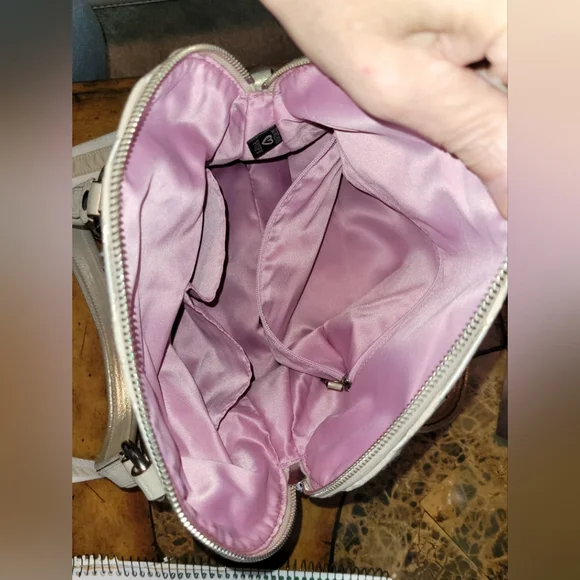 Coach Poppy shoulder bag - Picture 3 of 16